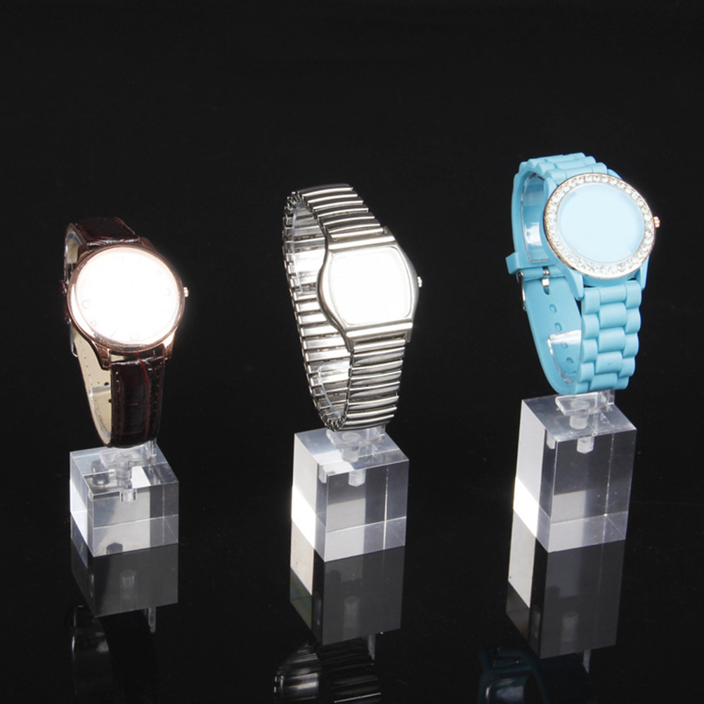 Jewelry And Watches Inc - 3개 세트의 C자형 아크릴 시계 진열대,