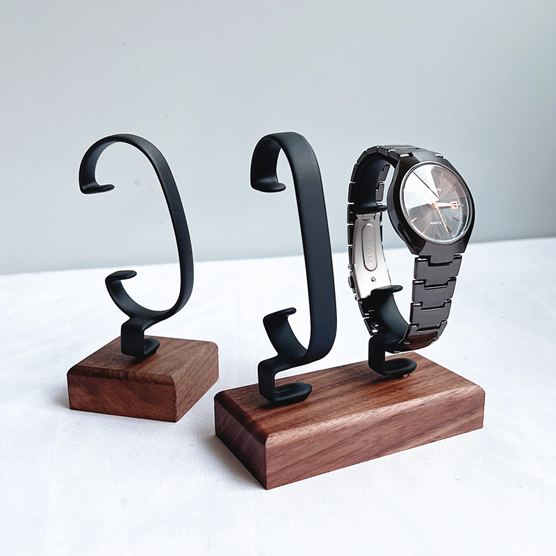 나무 C자형 시계 거치대, 팔찌, 반지, 귀걸이 등을  - Jewelry And Watches Inc 리뷰 및 가격