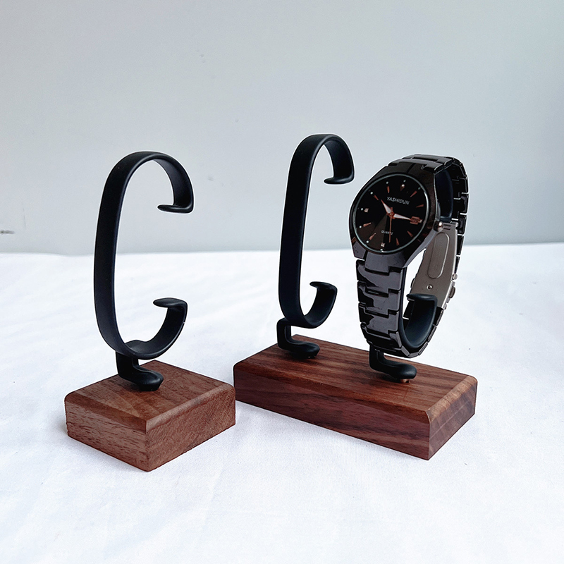 나무 C자형 시계 거치대, 팔찌, 반지, 귀걸이 등을  - Jewelry And Watches Inc 리뷰 및 가격